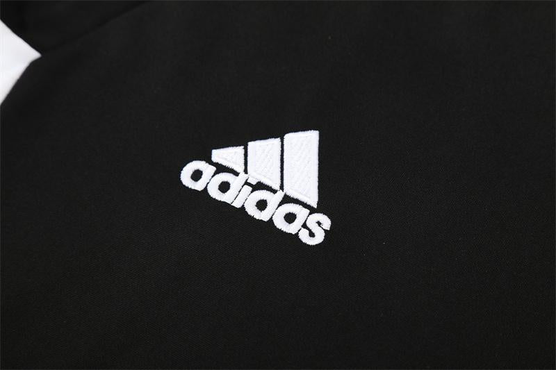 Retro 08/09 Real Madrid Black Half Zipper Jacket