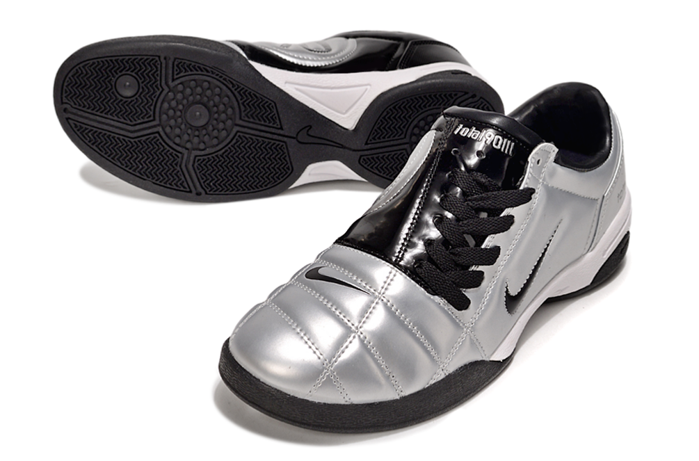 NIKE T90 IC