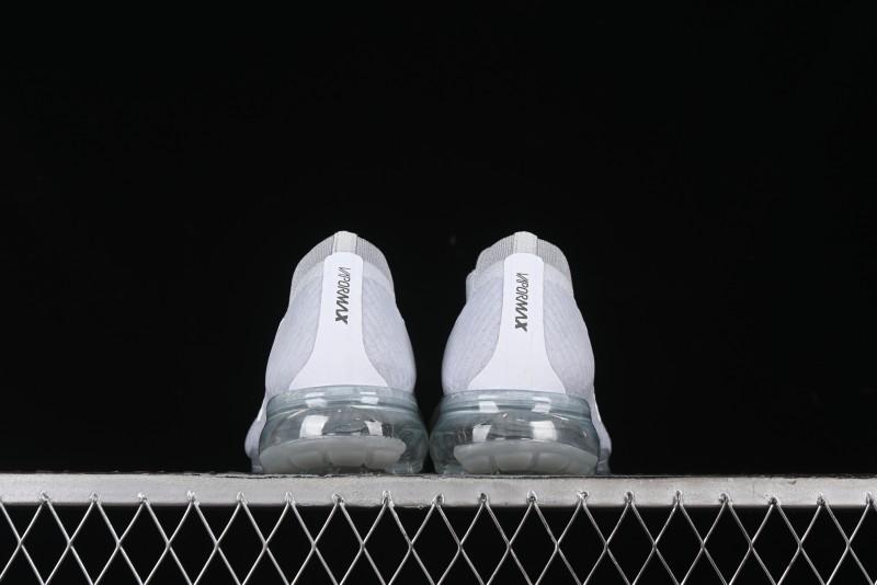 Nike Vapormax Flyknit Breathable Casual Running Shoes with Full-Length Air Cushion - 849558-100