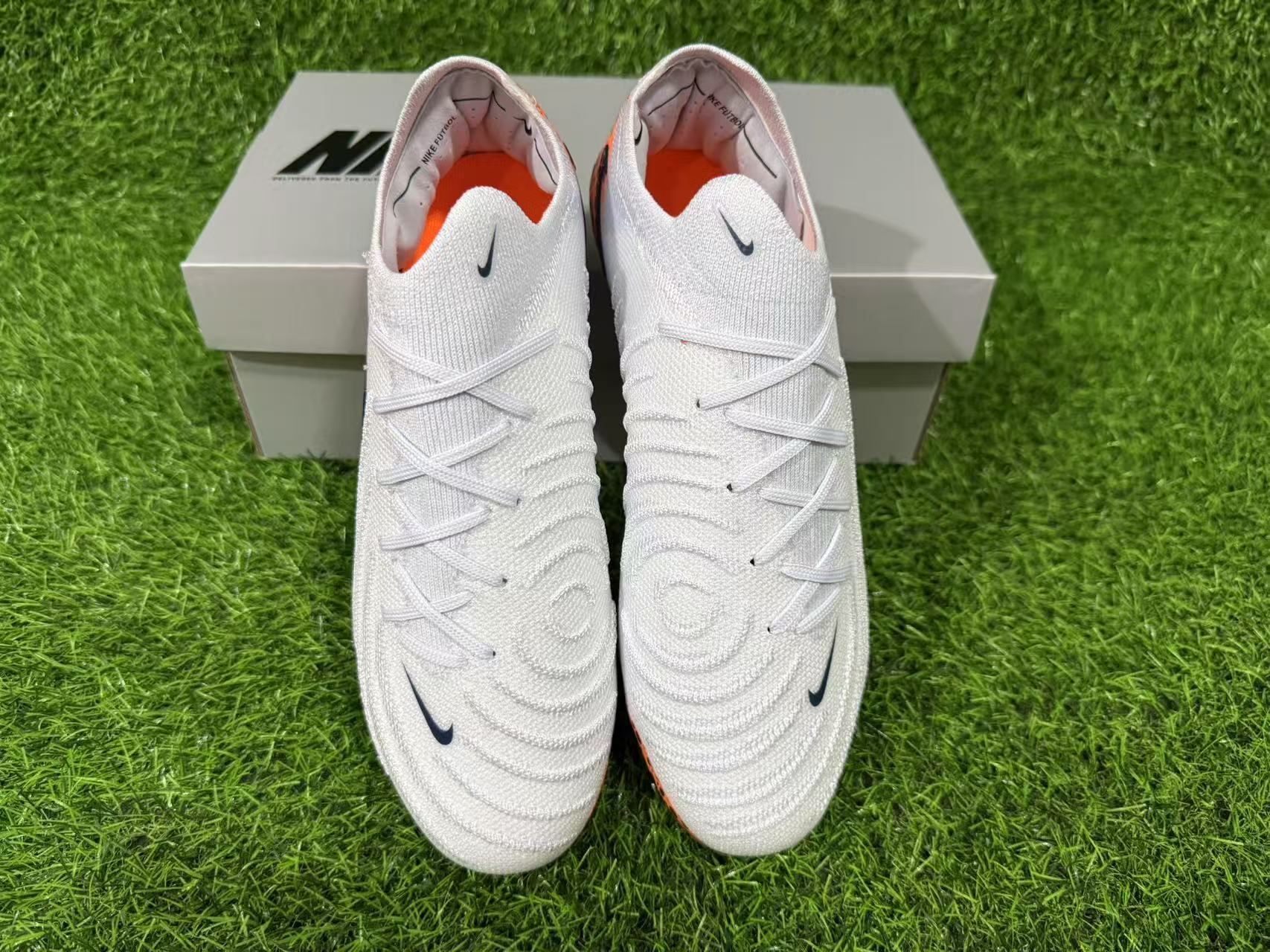 NIKE PHANTOM LUNA ELITE AG
