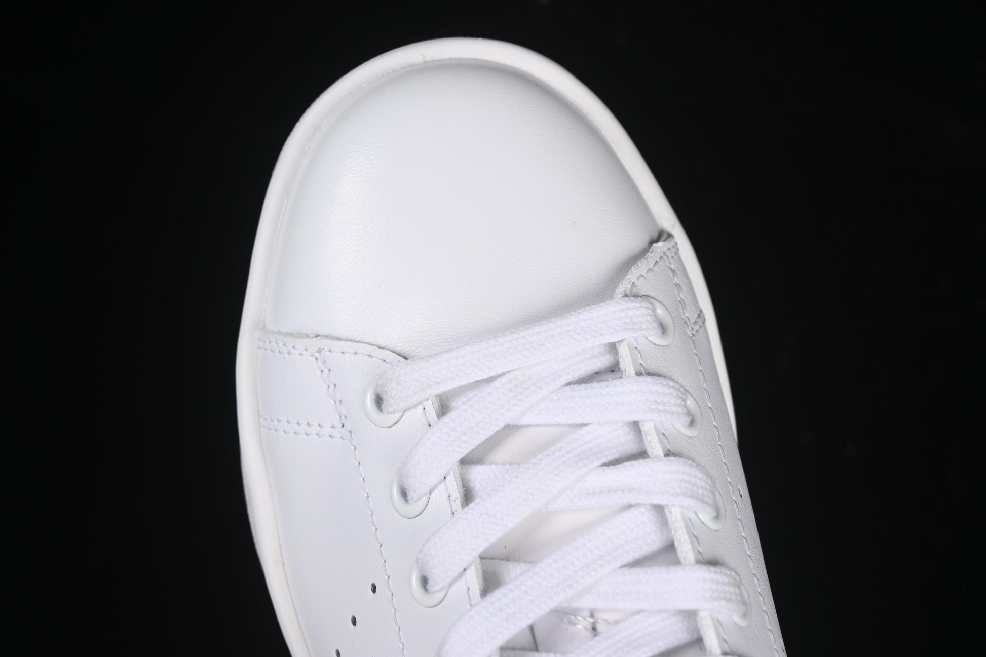 Adidas Stan Smith Classic Evergreen Casual Sneakers - M20323
