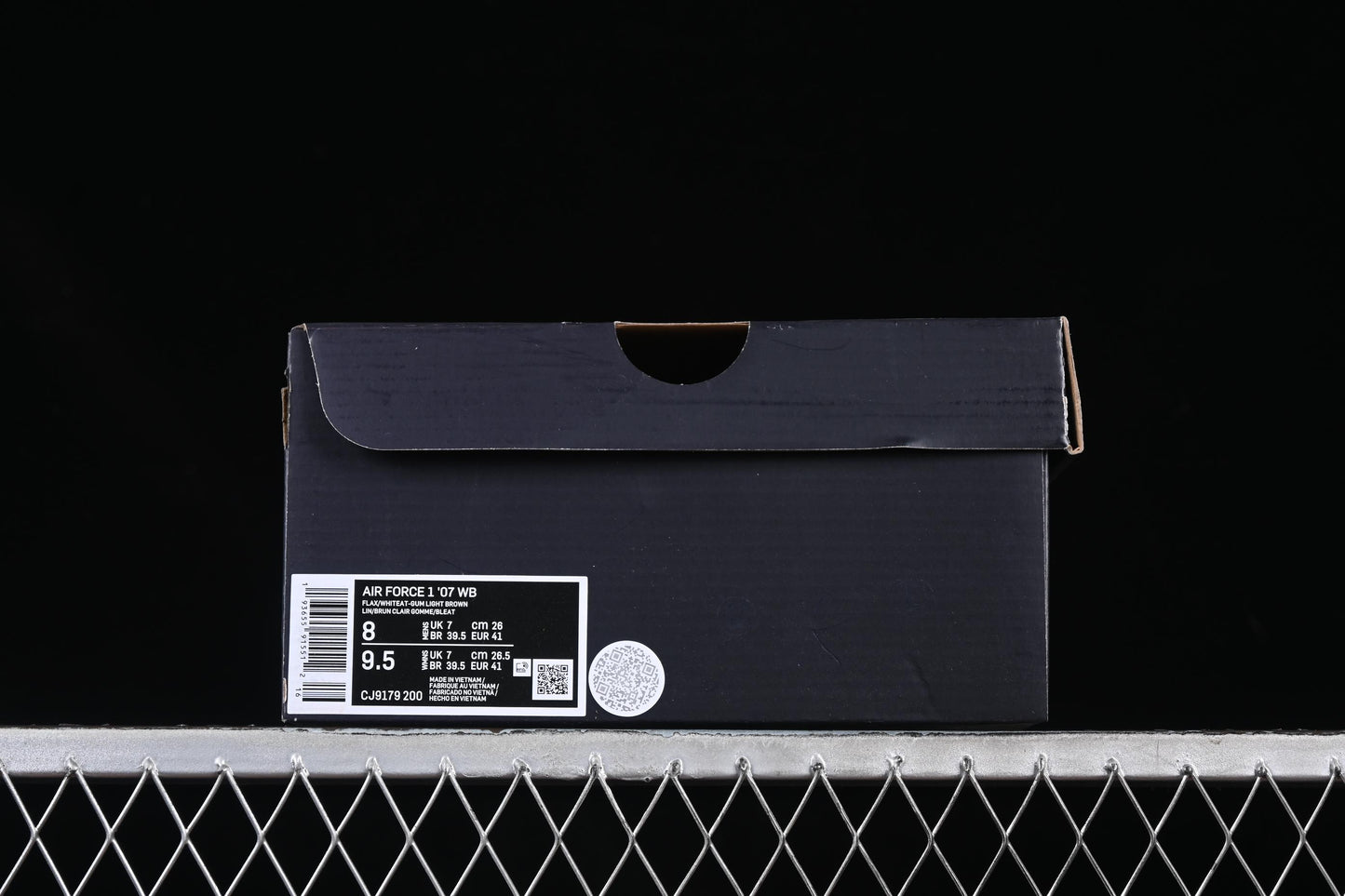 Nike Air Force 1'07 Low Wheat Casual Sneakers with Full-Length Air Cushion - CJ9179-200