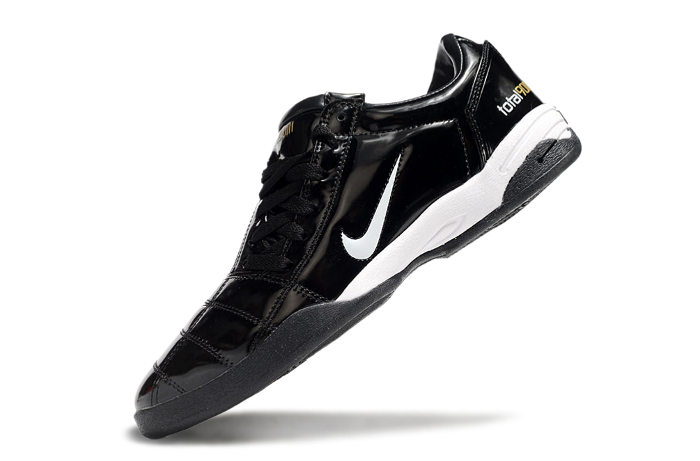 NIKE T90 IC