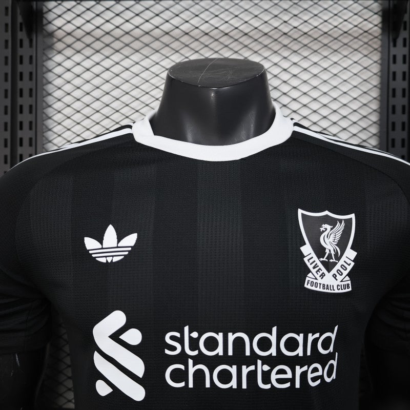 Player Version 25/26 Liverpool Black Goalkeeper Jersey
