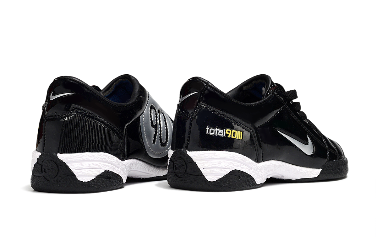 Arrival 30-35) T90 flat children's football shoes