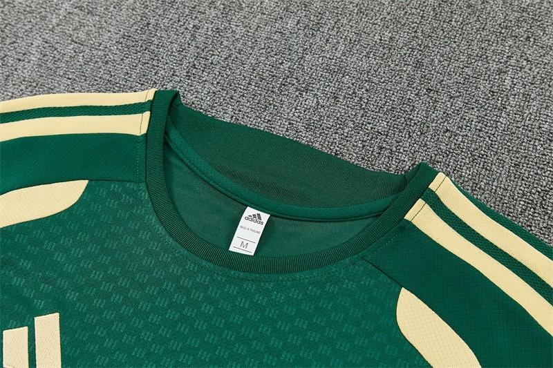 2026 Real Madrid Green & Cream  Short Sleeve+Soccer Shorts