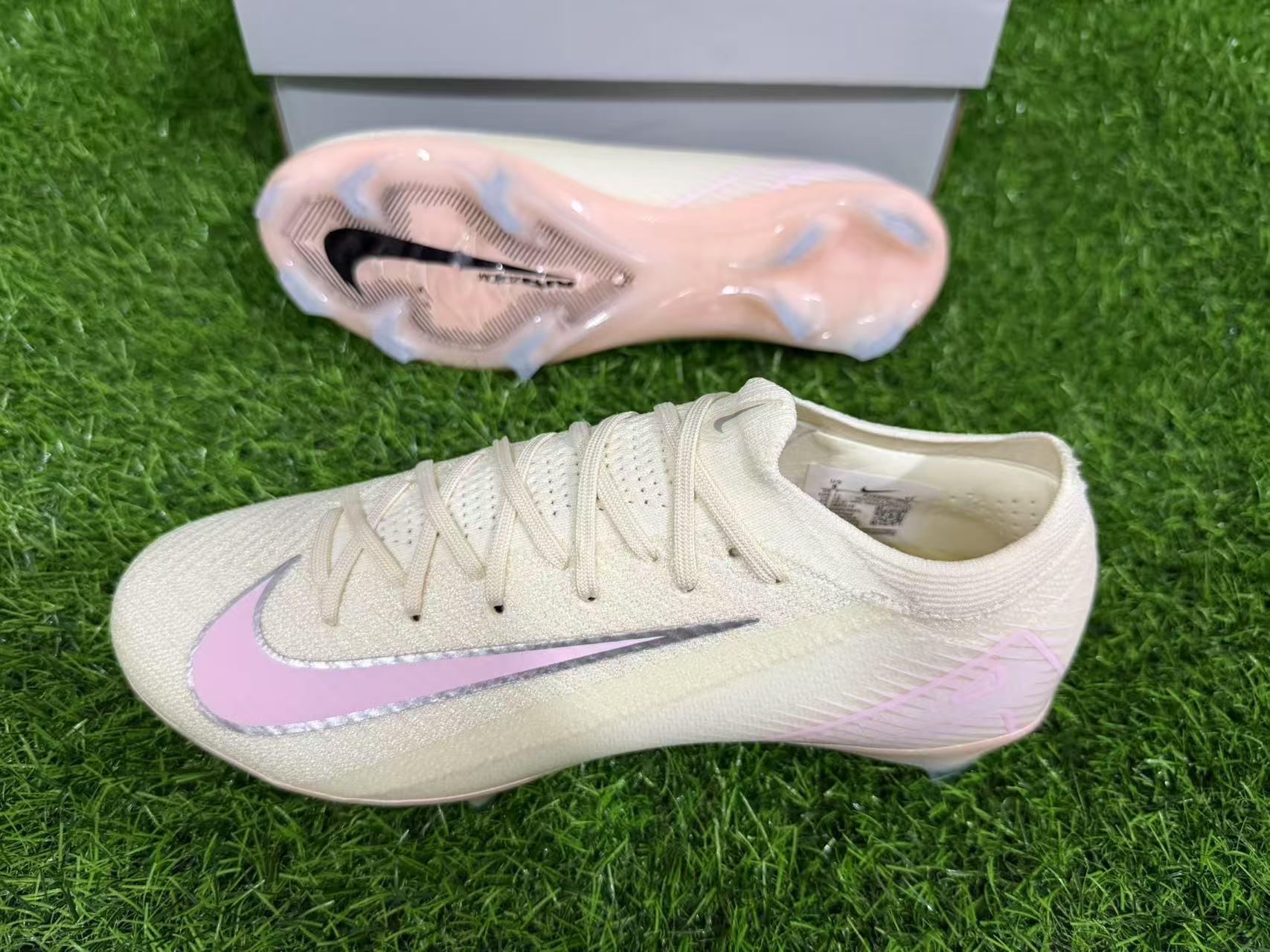 Nike Air Zoom Mercurial Vapor XV Elite