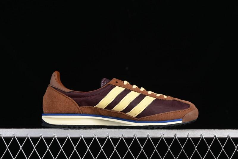 Adidas Originals SL 72 Retro Running Shoes with Nylon Upper and Suede Accents - IE3425