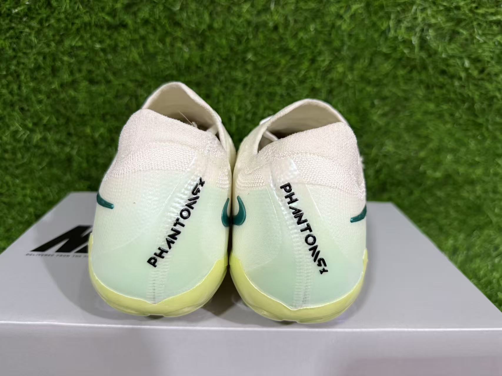 NIKE PHANTOM LUNA ELITE AG