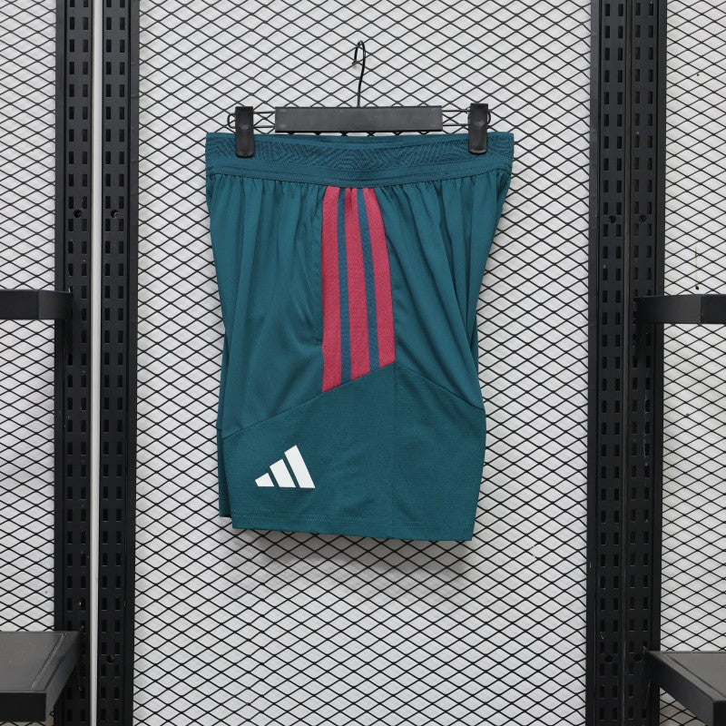 Player Version 26/27 Real Madrid Green Shorts with Pockets
