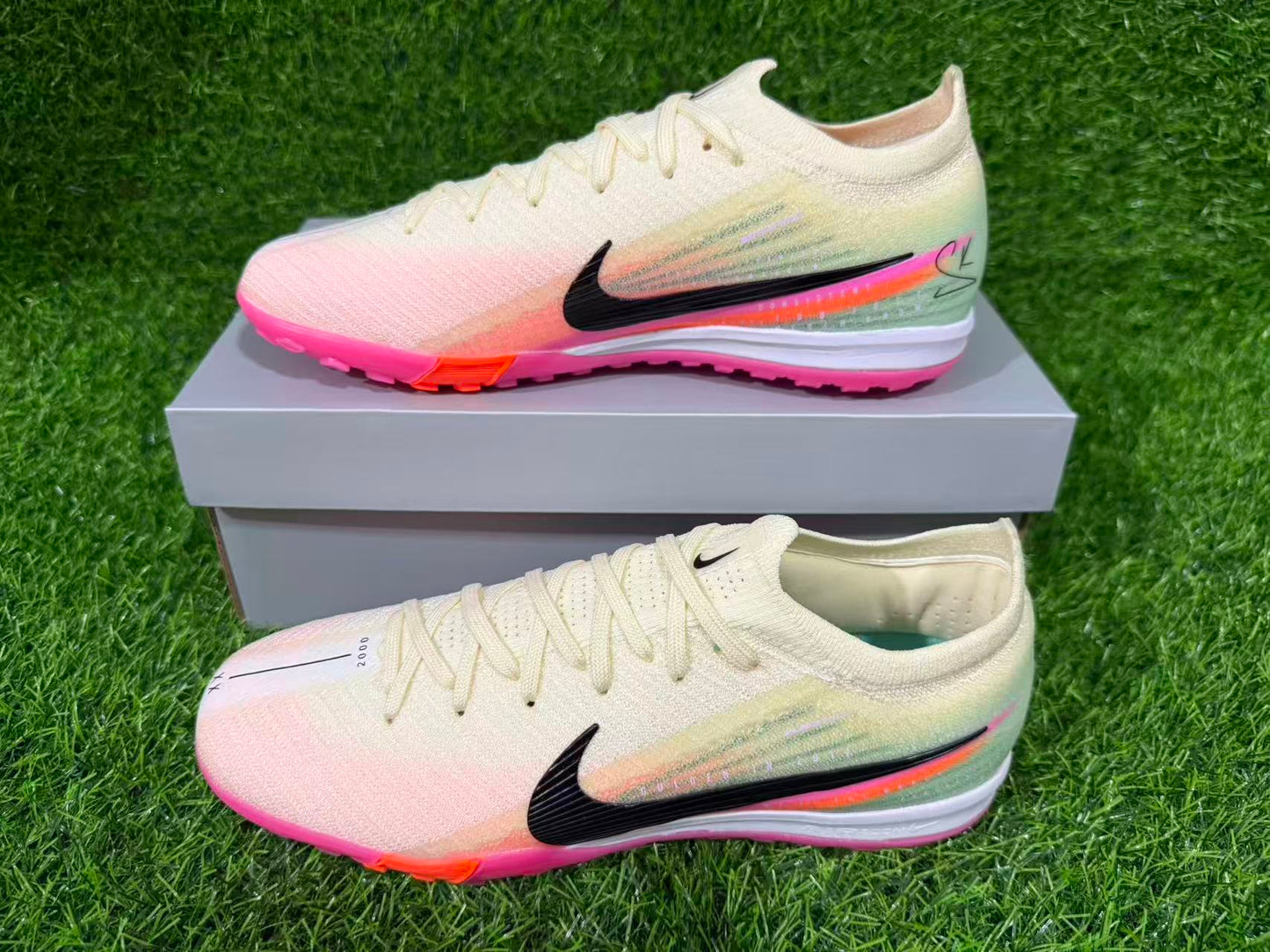 Nike Air Zoom Mercurial Vapor XV Elite