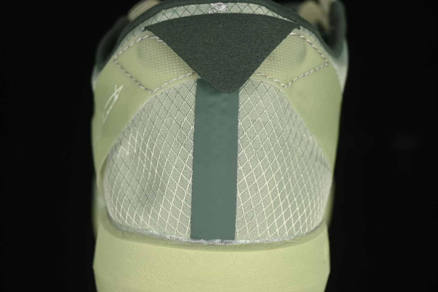 Adidas Adios 9 M Running Shoes with Lightweight Upper and Cushioning - JS3138