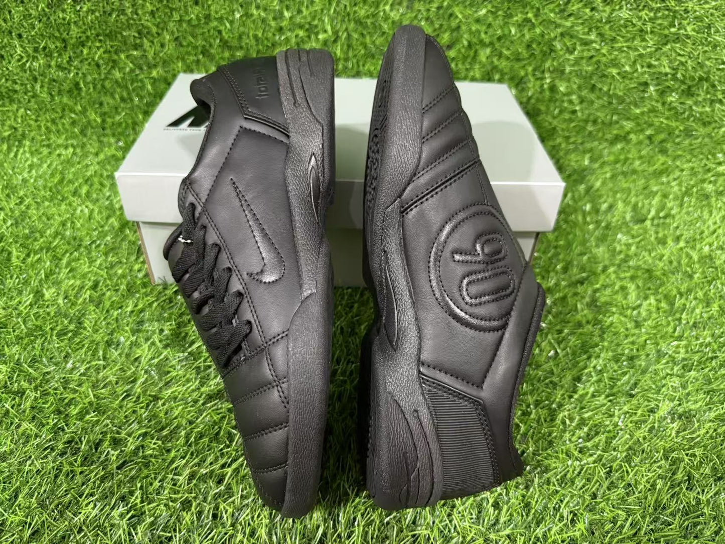 NIKE T90 IC