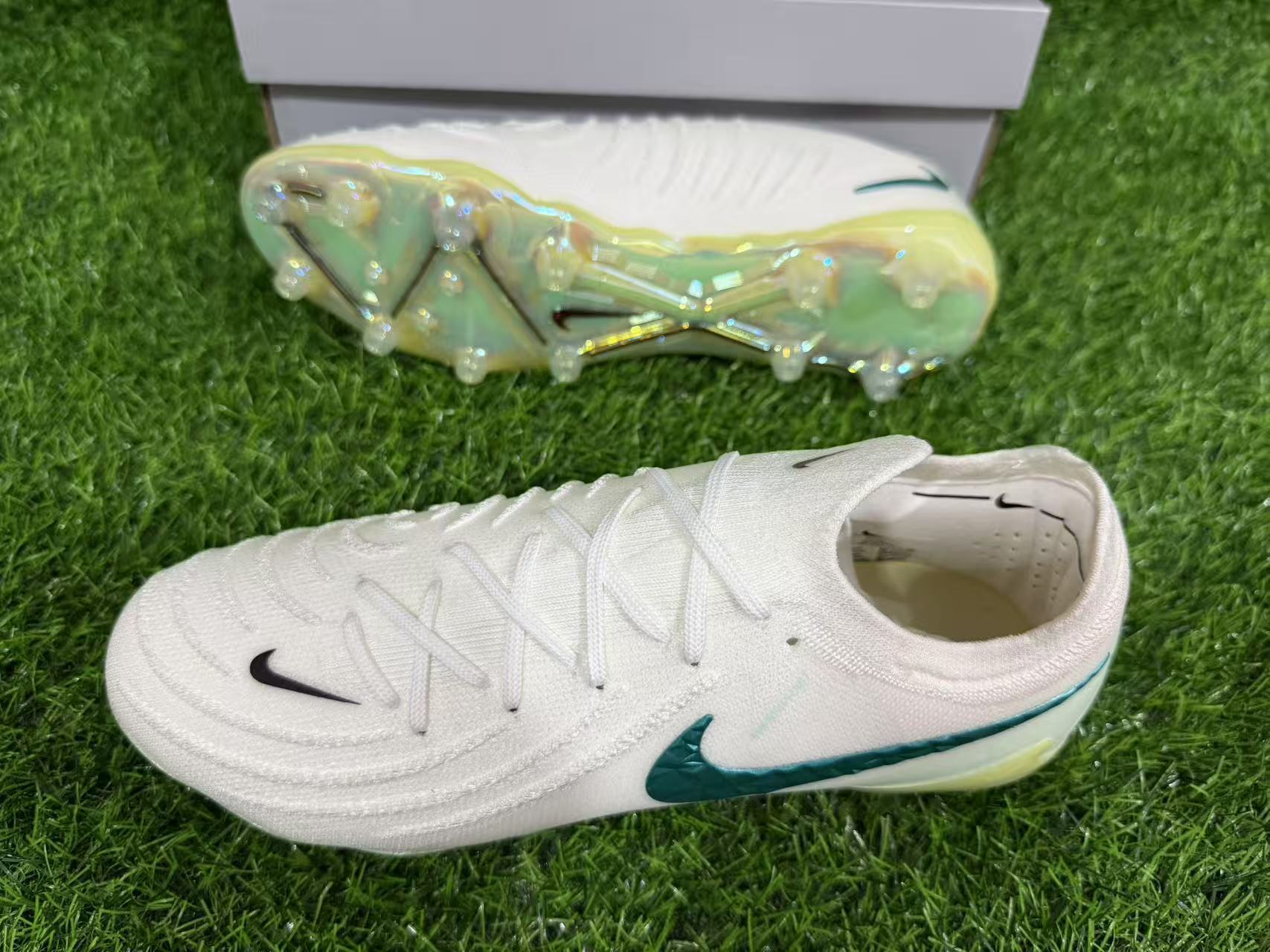 NIKE PHANTOM LUNA ELITE AG