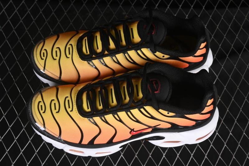Nike Air Max Plus Retro Running Shoes with Air Cushion Technology - HF0552-001