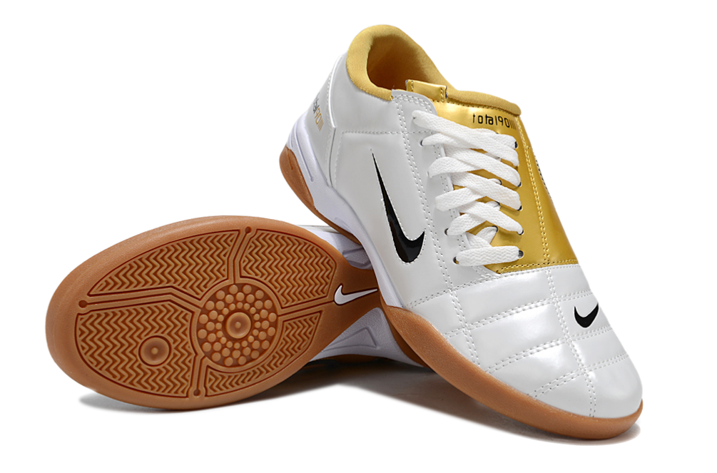 NIKE T90 IC