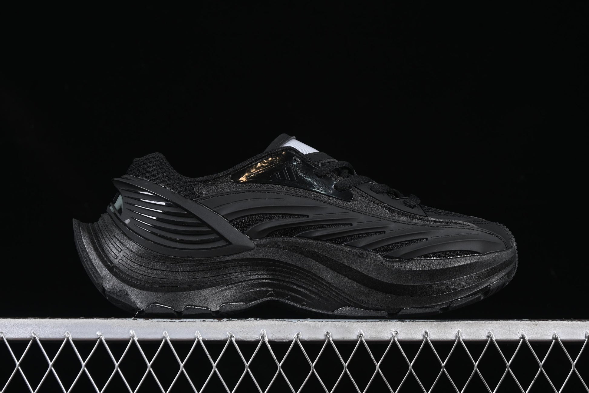 Adidas Vento XLG MTW Retro Casual Dad Shoes - JR5383