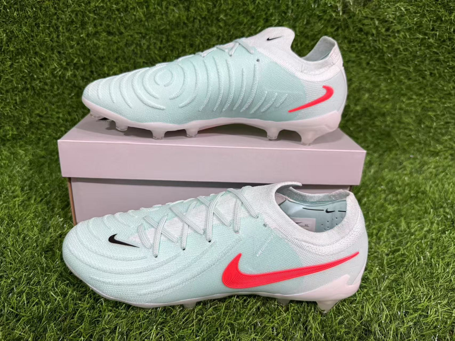 NIKE PHANTOM LUNA ELITE AG