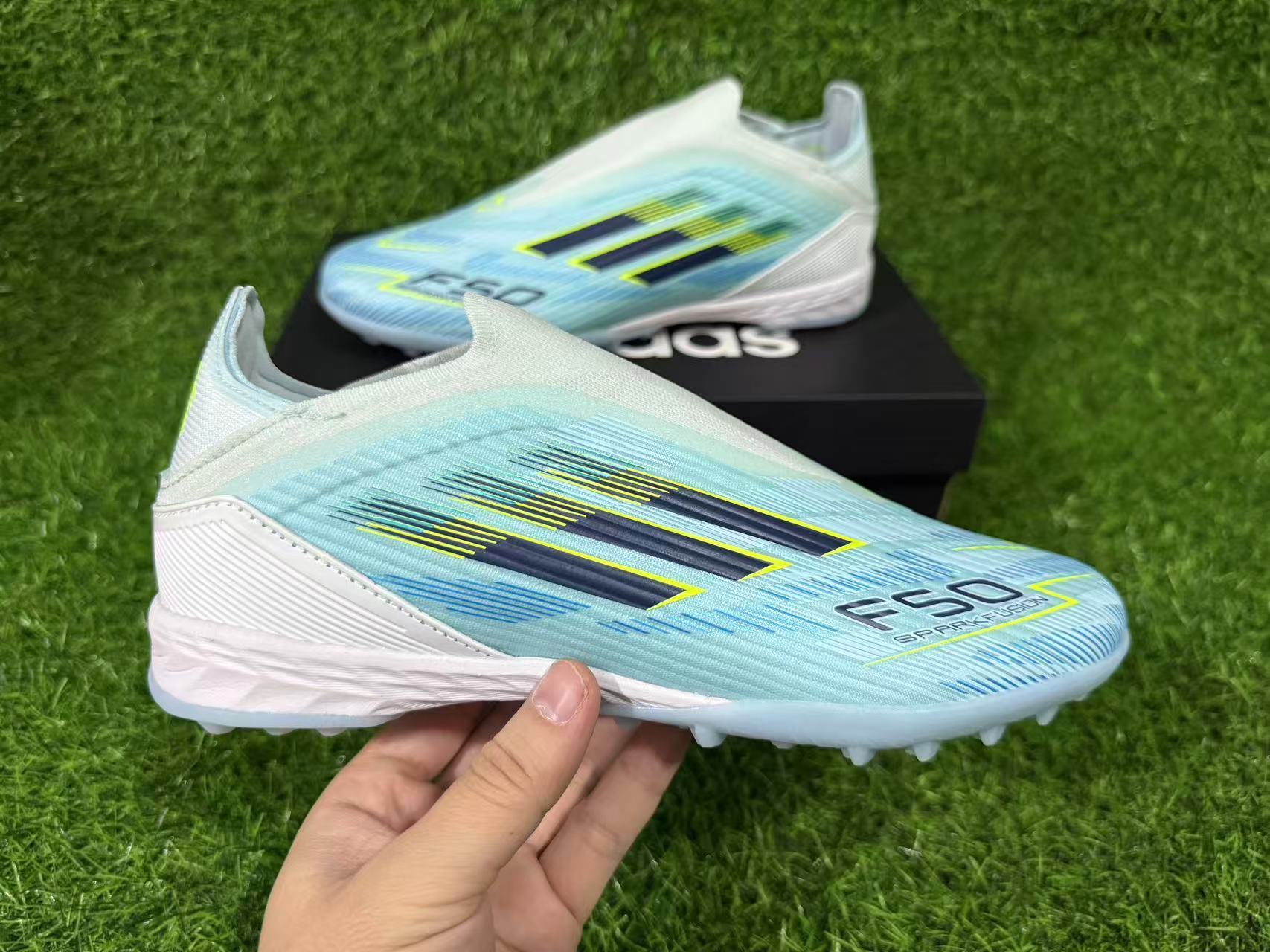 adidas F50 Elite Laceless TF