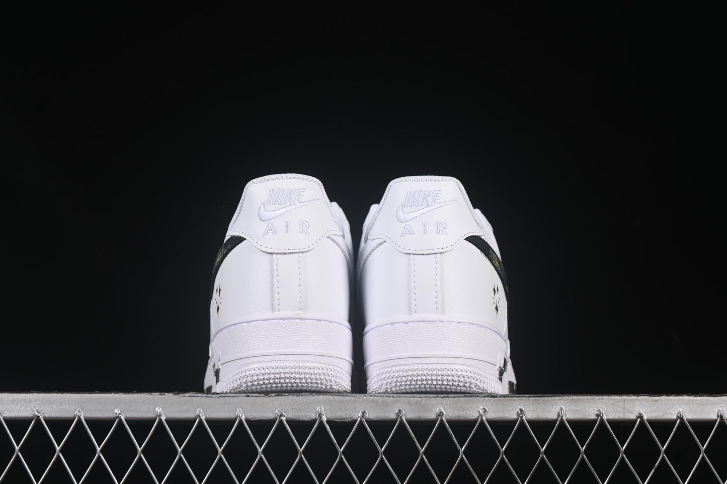Nike Air Force 1'07 Low Zodiac Series Casual Sneakers with Full-Length Air Cushion - ZH0316-069