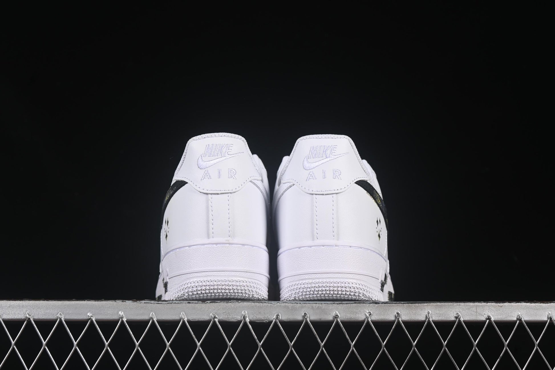 Nike Air Force 1'07 Low Zodiac Series Casual Sneakers with Full-Length Air Cushion - ZH0316-069