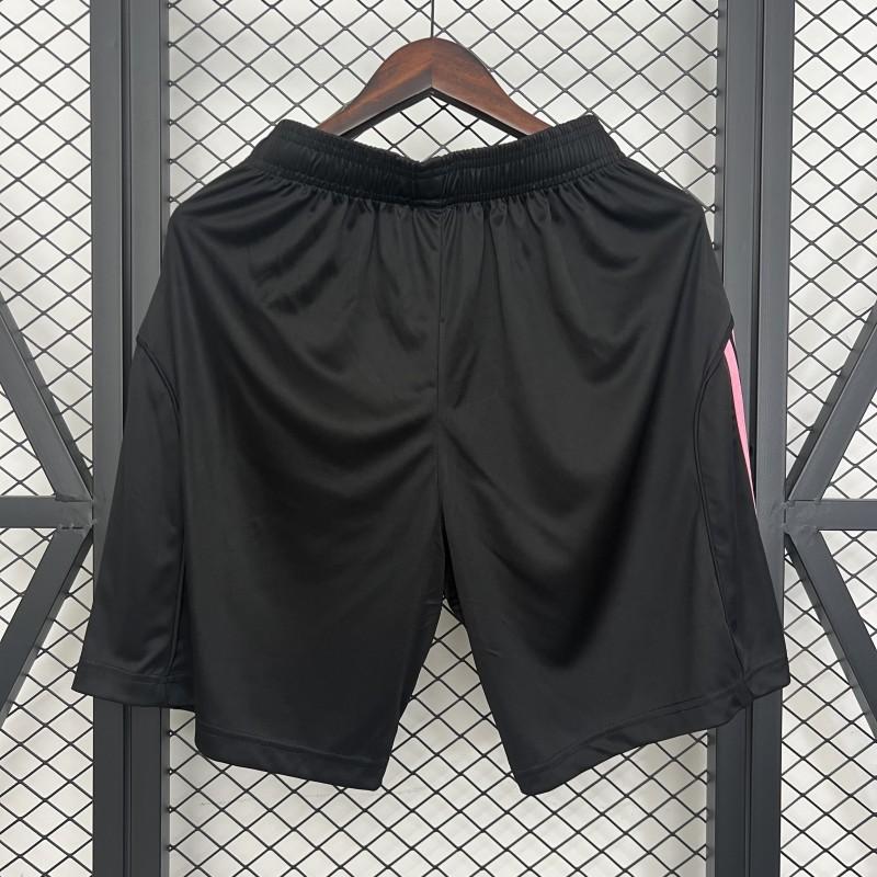 25/26 Juventus Home Shorts