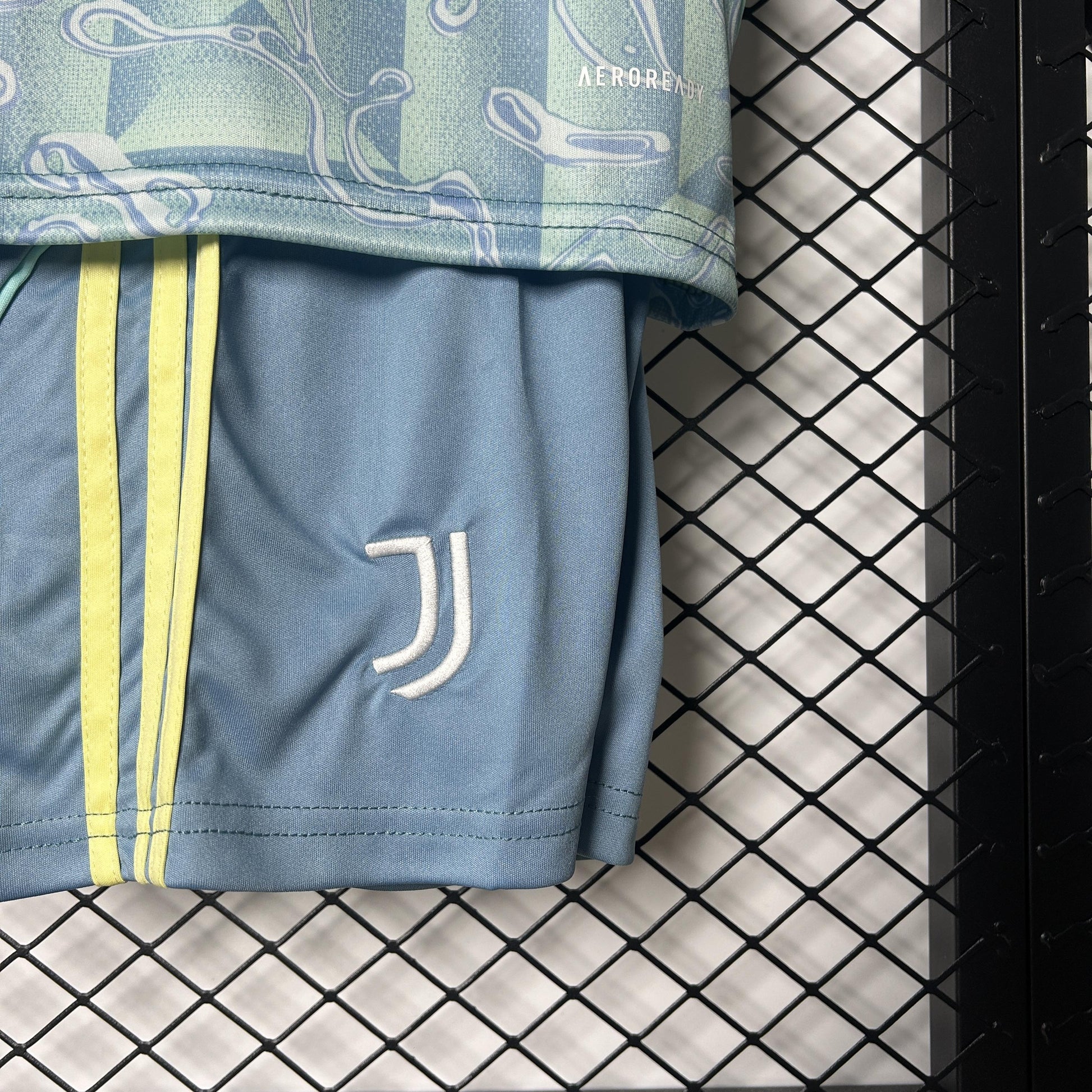 25/26 Kids Juventus Away 16-28 Jersey