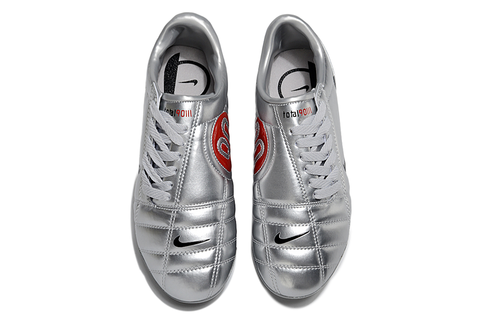 NIKE T90