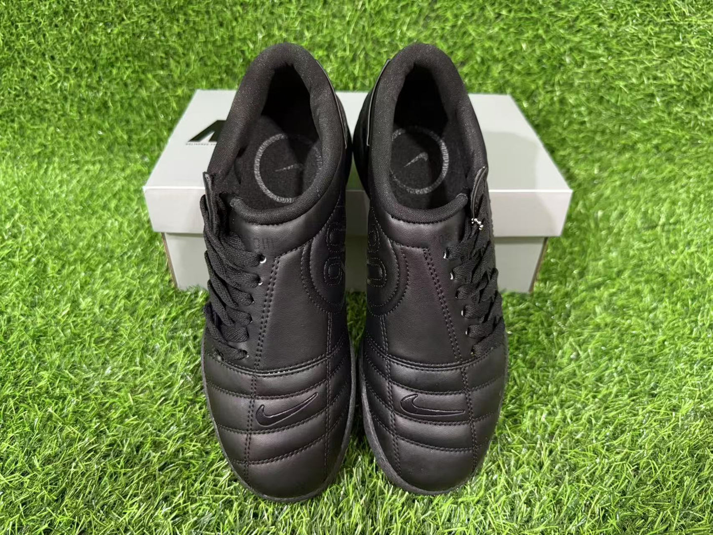 NIKE T90 IC