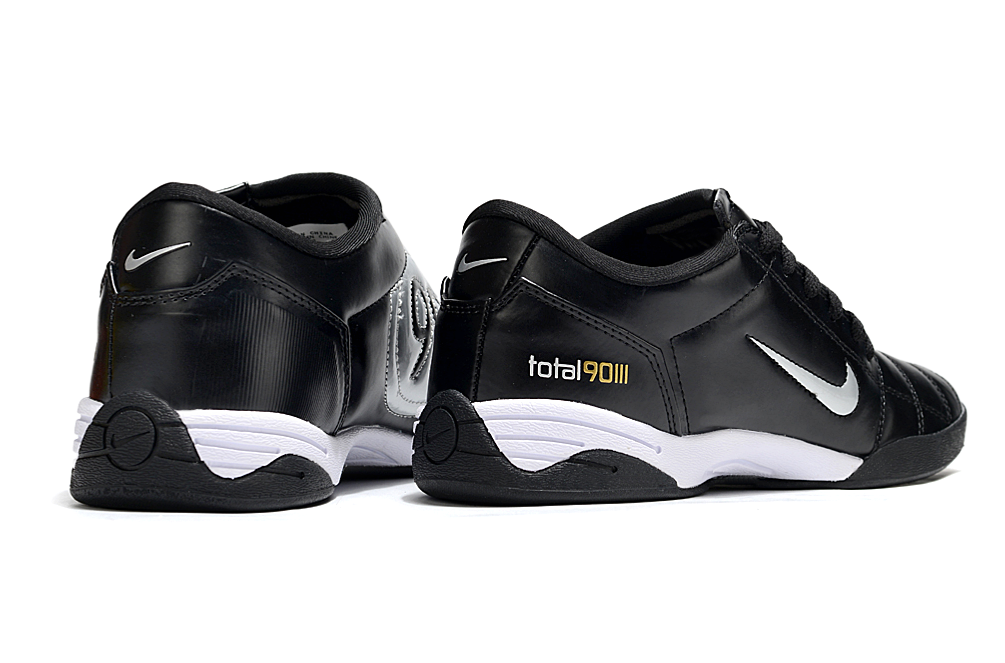 NIKE T90 IC