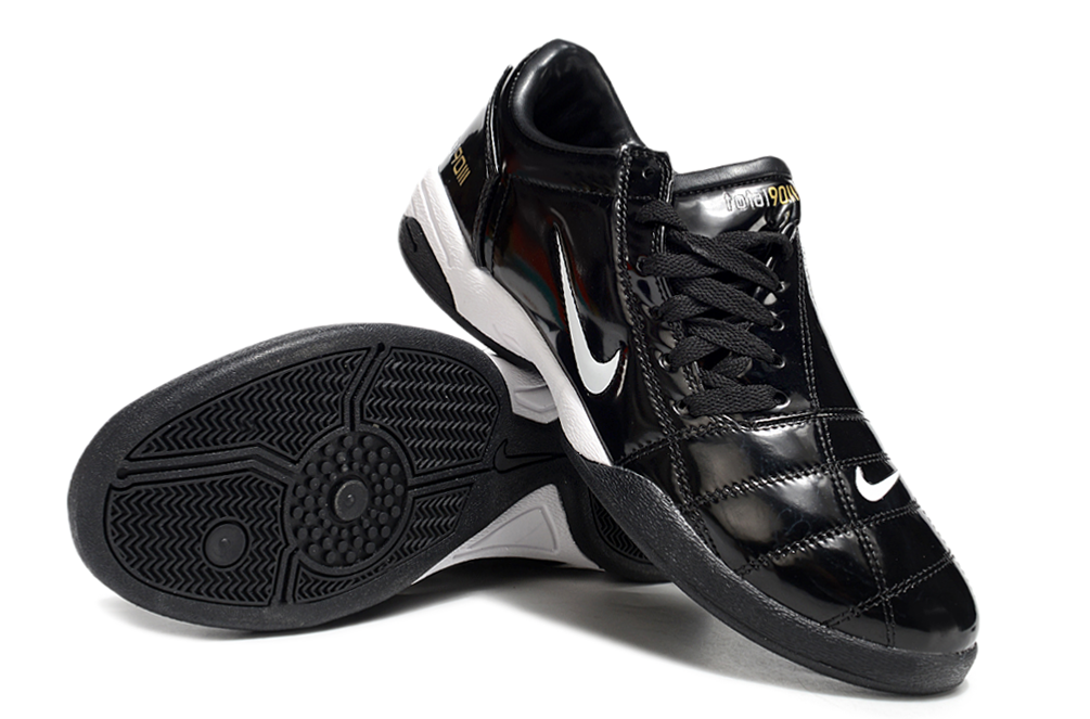 NIKE T90 IC