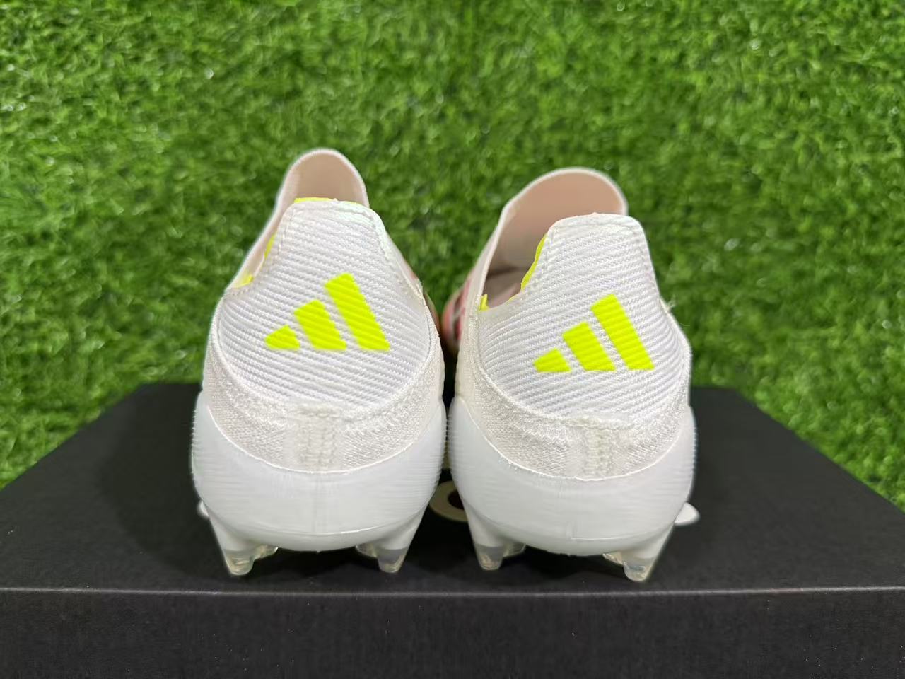 adidas F50 Elite Laceless FG