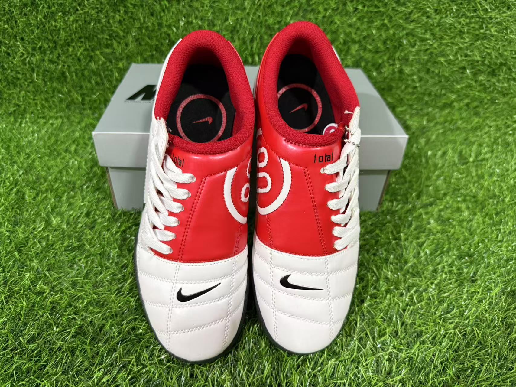 NIKE T90 IC
