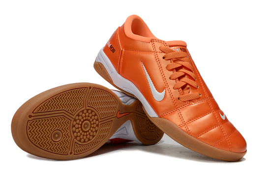 NIKE T90 IC