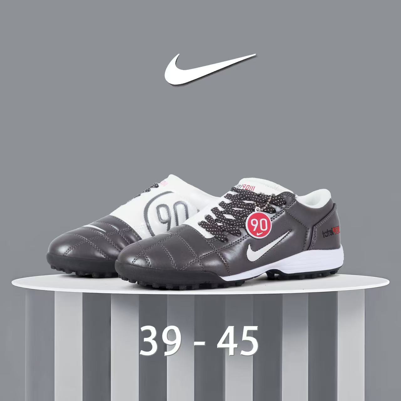 NIKE T90 TF