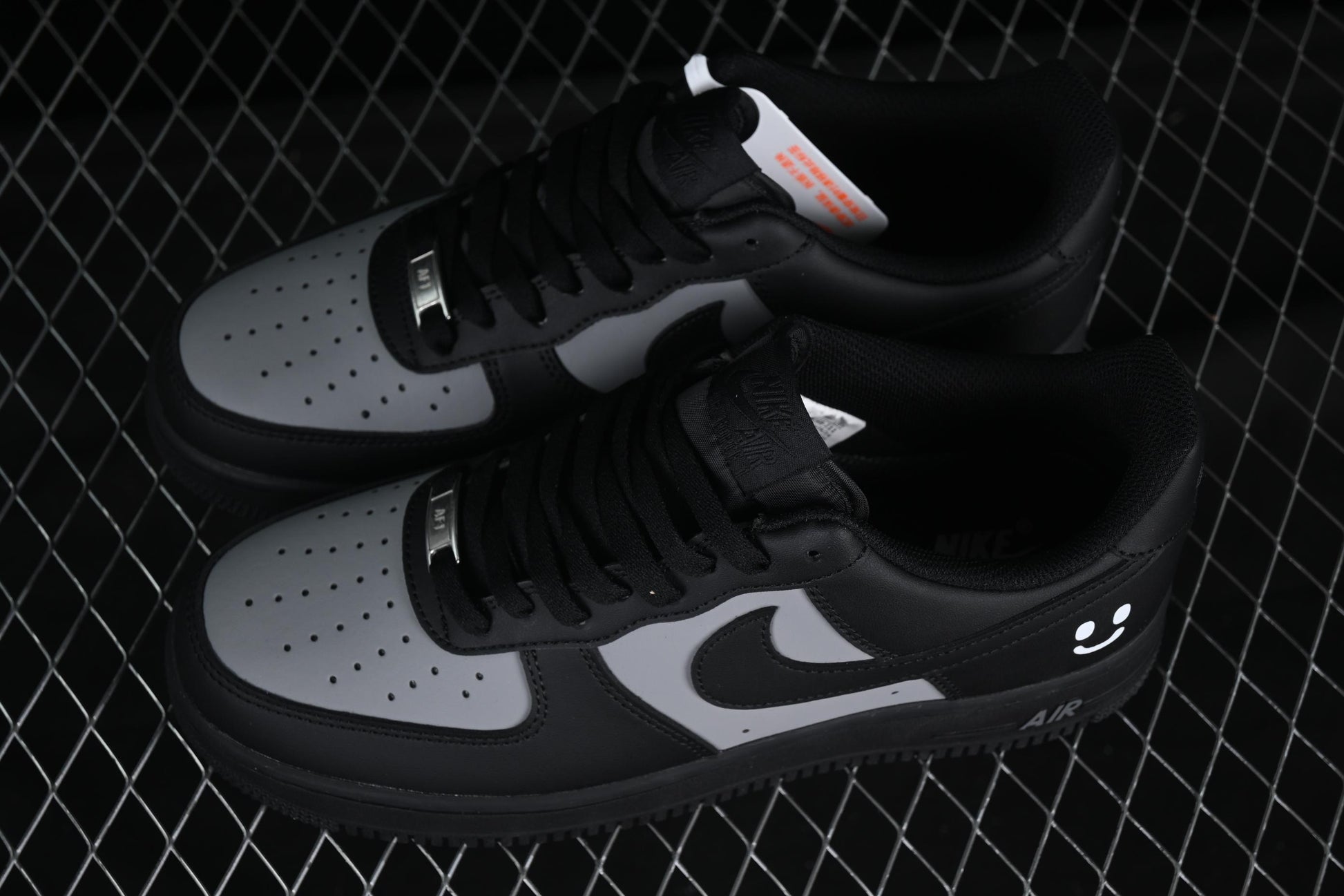 Nike Air Force 1'07 Low Custom Casual Sneakers with Full-Length Air Cushion - CW2288-111