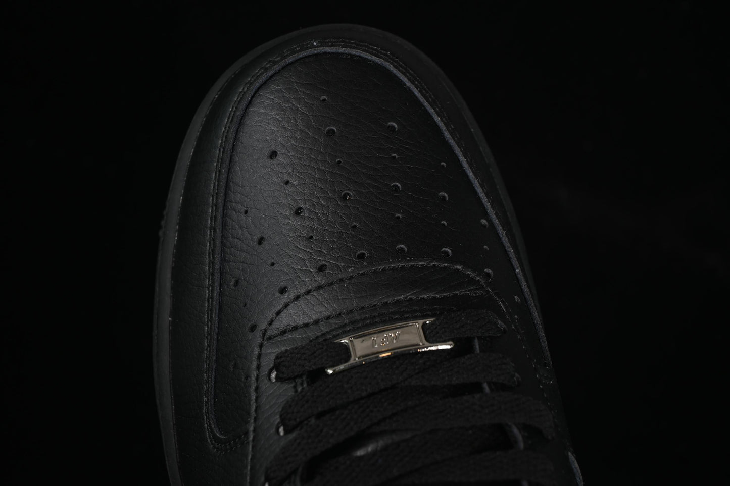Nike Air Force 1 '07 Low Casual Sneakers with Full-Length Air Cushion - CZ8065-001