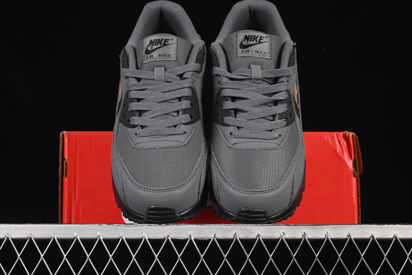 Nike Air Max 90 Retro Running Shoes with Visible Air Cushion - FN7810-001