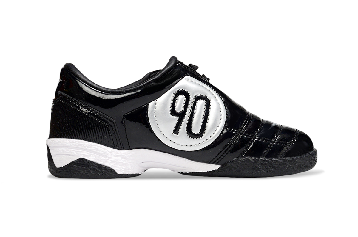 Arrival 30-35) T90 flat children's football shoes