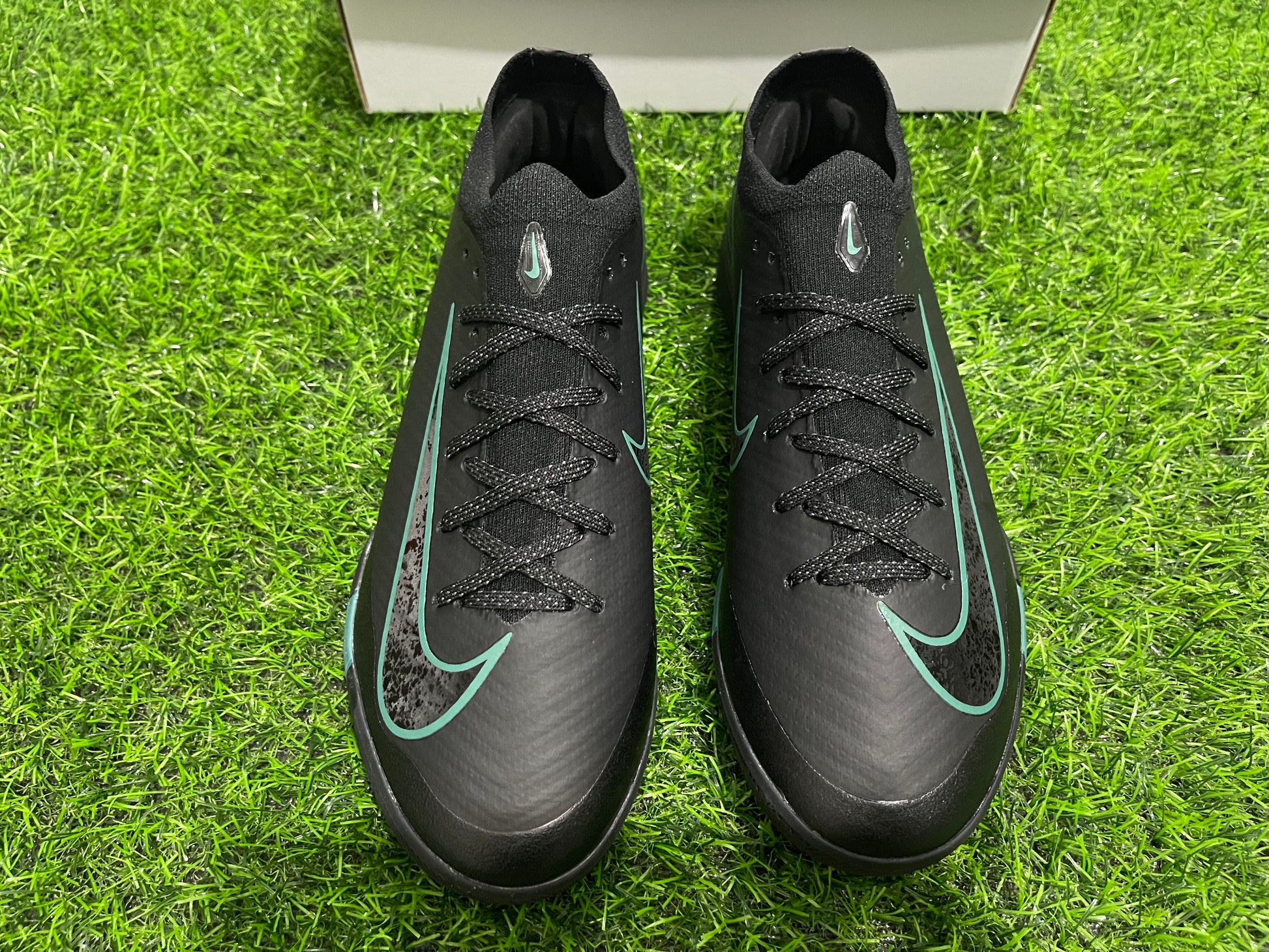 Nike Air Zoom Mercurial Vapor XVI Elite IC
