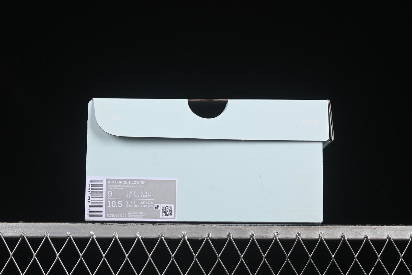 Nike Air Force 1 '07 Low Casual Sneakers with Full-Length Air Cushion - CZ8065-001