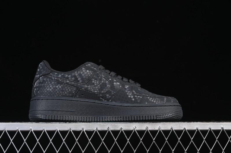 Nike Air Force 1'07 Low Casual Sneakers with Full-Length Air Cushion - IB0018-004