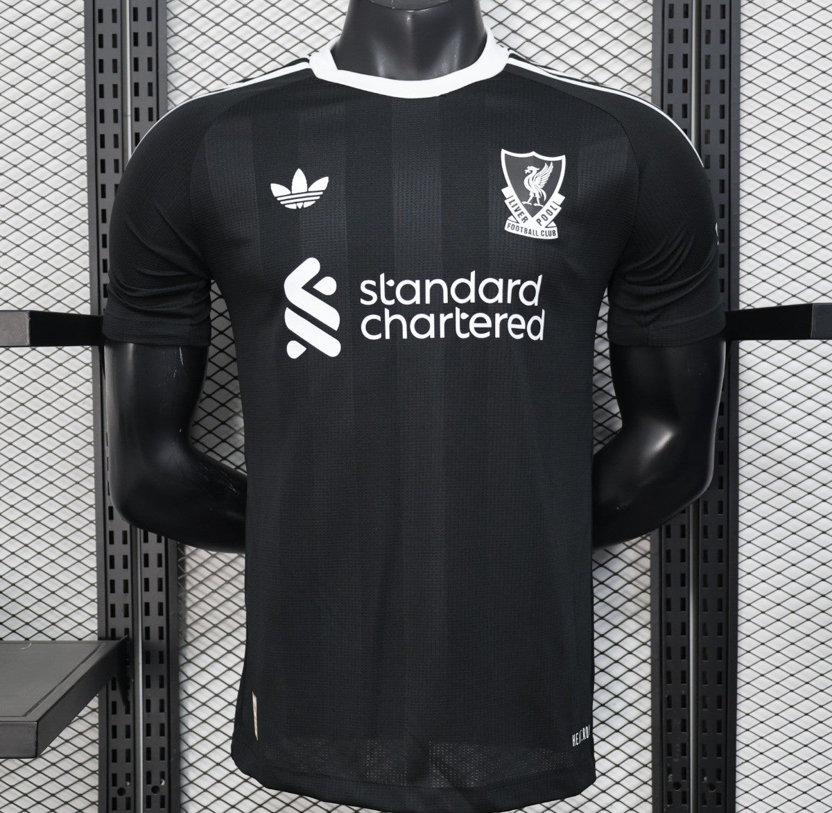 Player Version 25/26 Liverpool Black Goalkeeper Jersey