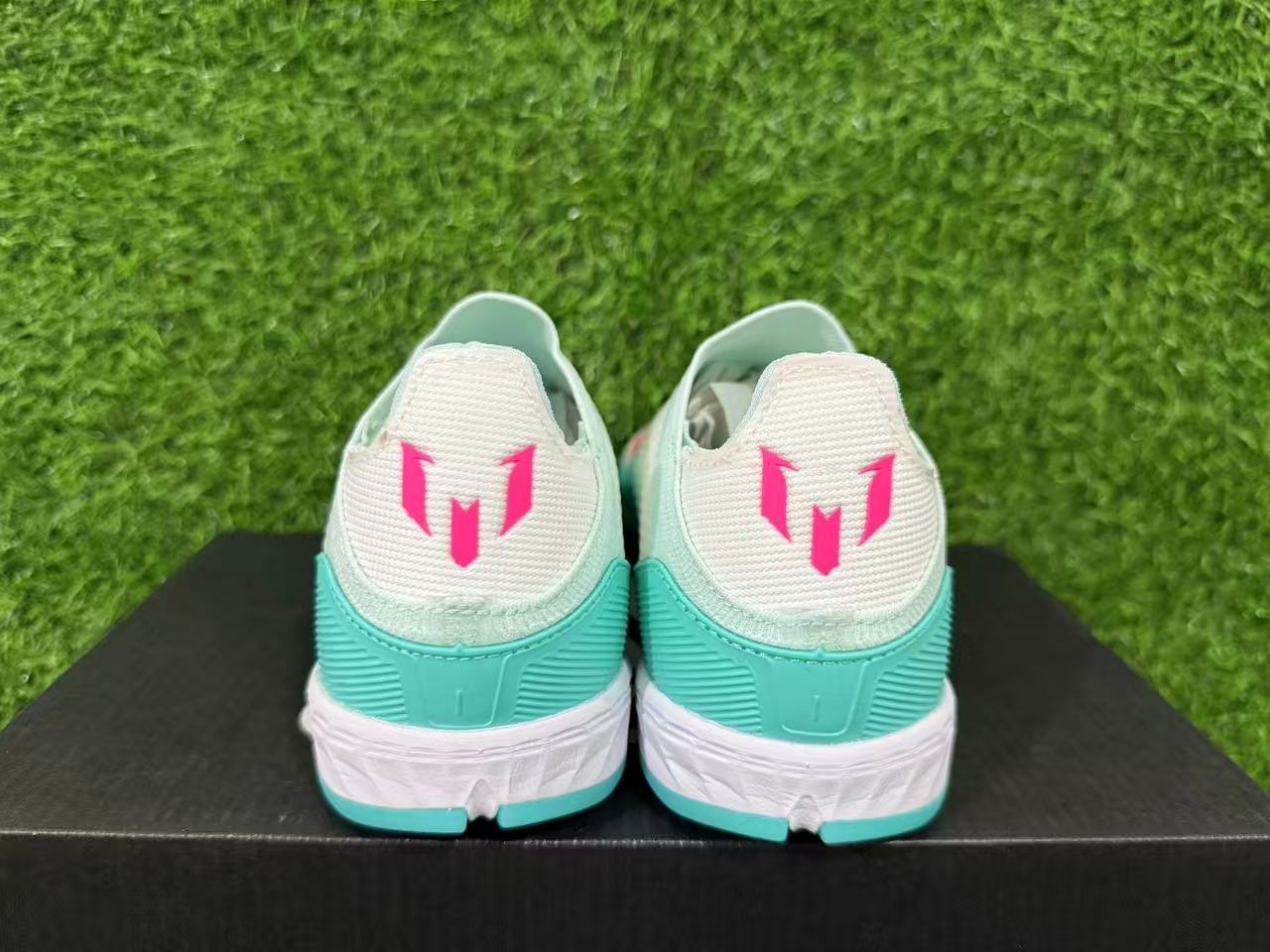 adidas F50 Elite Laceless TF