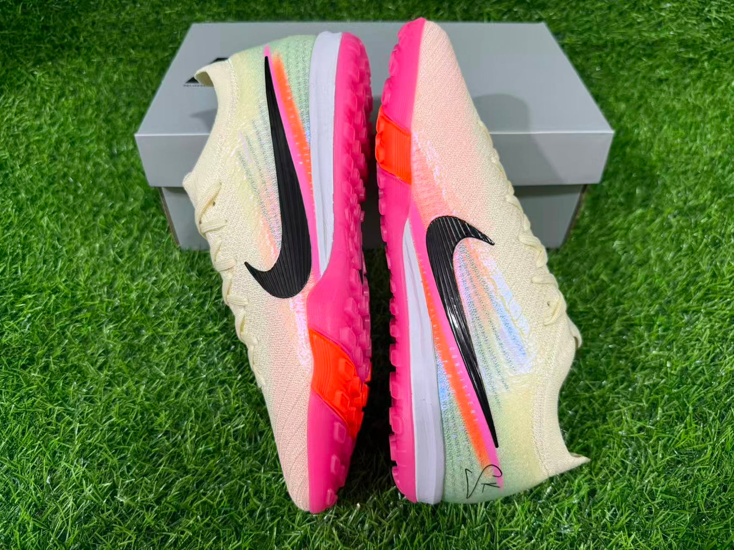 Nike Air Zoom Mercurial Vapor XV Elite