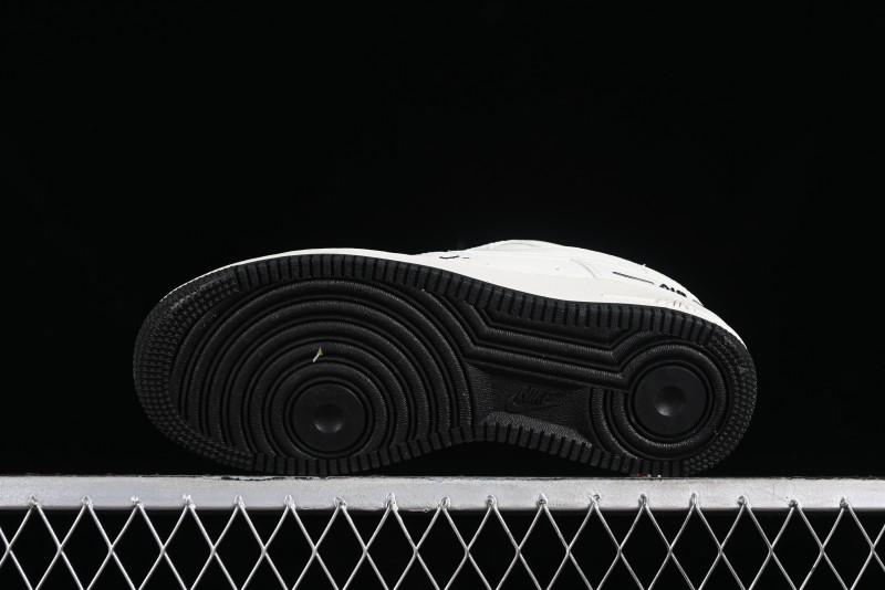 Nike Air Force 1 '07 Low Casual Sneakers with 3M Reflective Swoosh and Full-Length Air Cushion - CJ1379-602