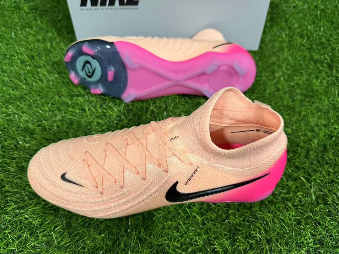 NIKE PHANTOM LUNA ELITE FG