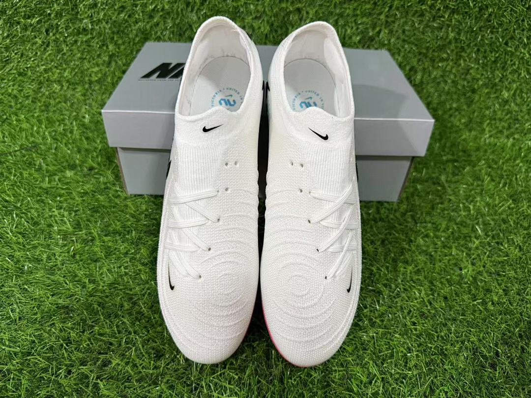 NIKE PHANTOM LUNA ELITE FG