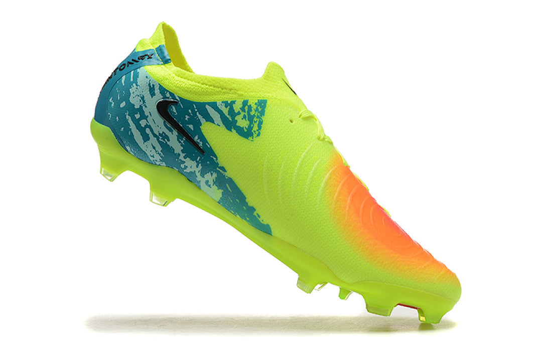 NIKE PHANTOM LUNA ELITE FG