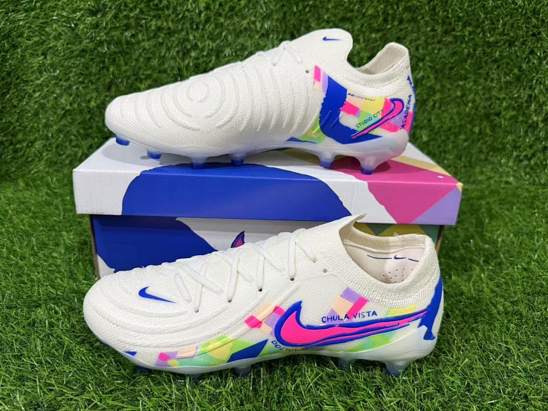 NIKE PHANTOM LUNA ELITE AG